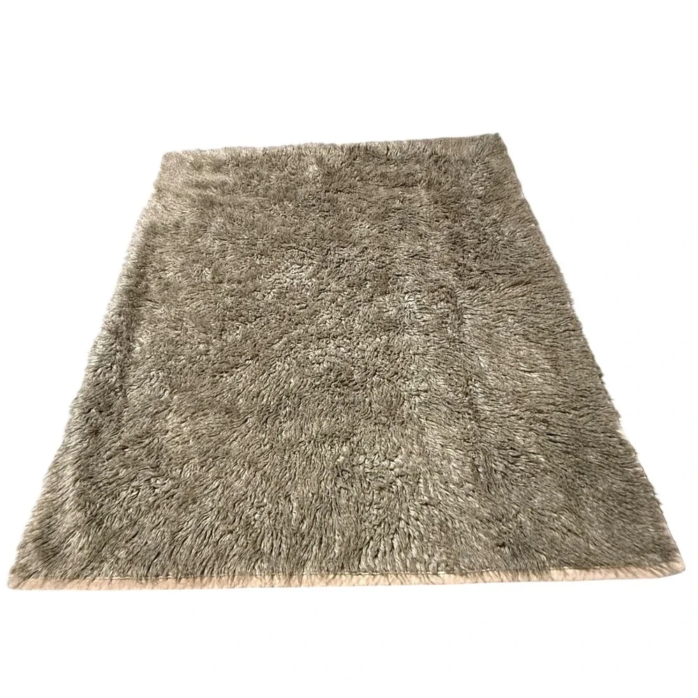 Pottery Barn Shaggy Faux Fur Throw Blanket Taupe Gray 50x58 Plush Reversible